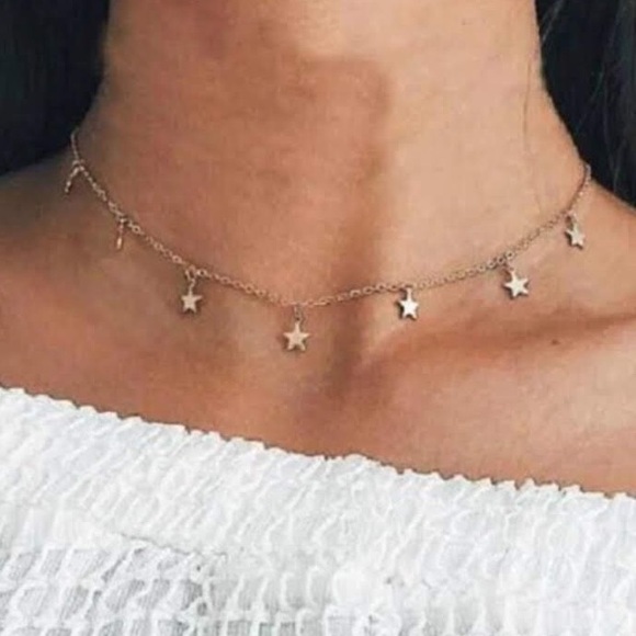 ❗️Last One❗️NWT Gold Star Choker Necklace - Picture 4 of 4